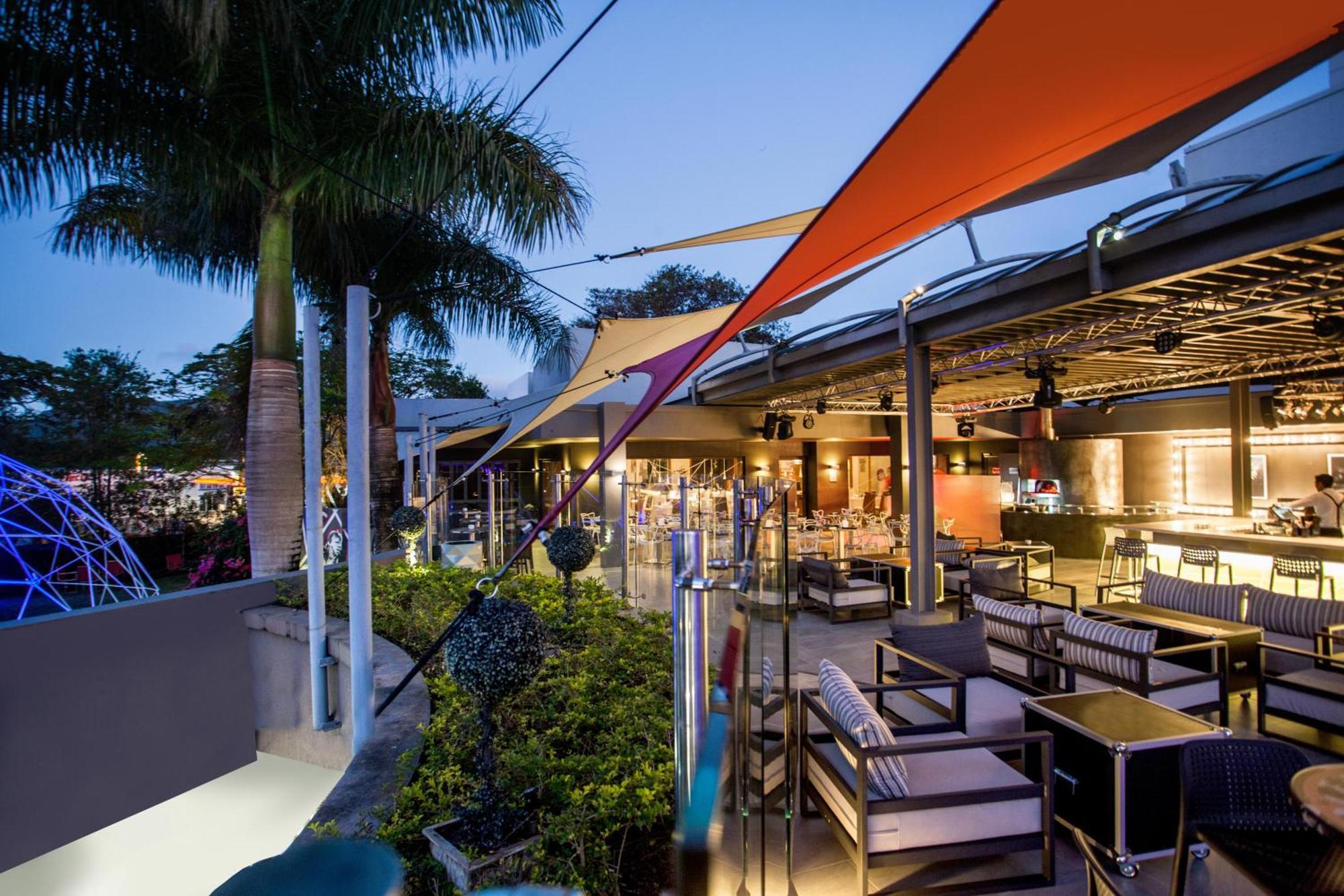 Hennessy Park Hotel Quatre Bornes Exterior photo