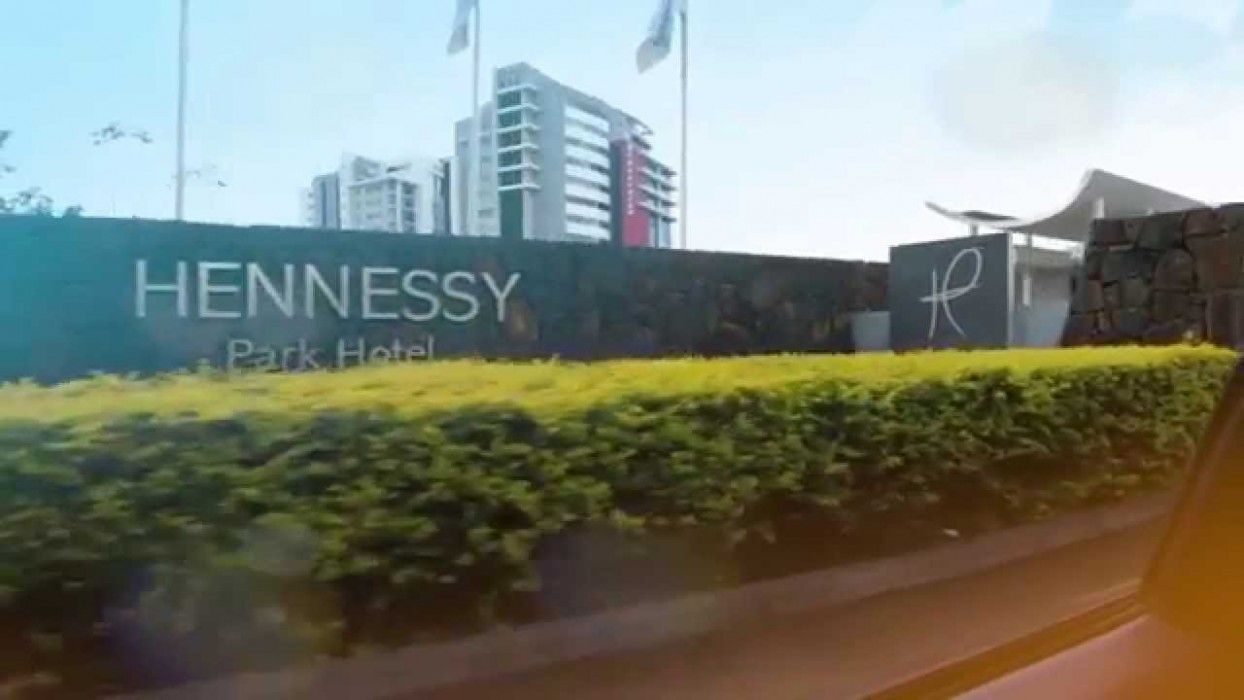 Hennessy Park Hotel Quatre Bornes Exterior photo